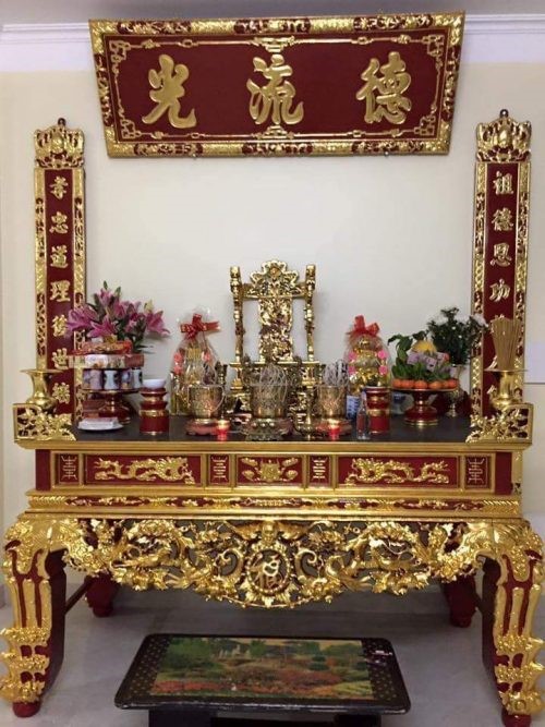 bàn thờ gỗ dổi sơn son thiếp vàng