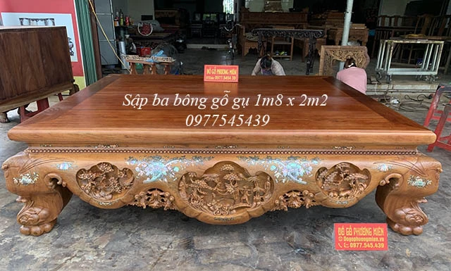 Mẫu sập ba bông gỗ gụ 